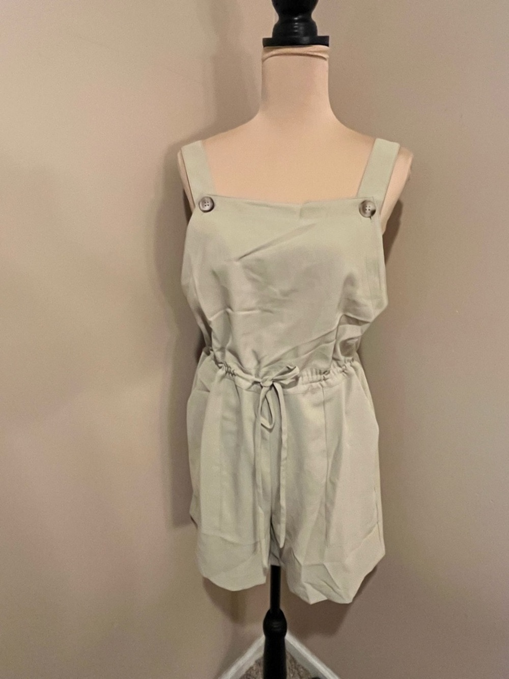 NWT Poplab Light Beige Overall Romper, drawstring waist, 5” inseam, medium